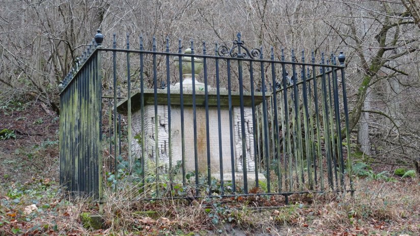 FFF18637-8A8D-4C19-9E55-ED4149E8BAF0